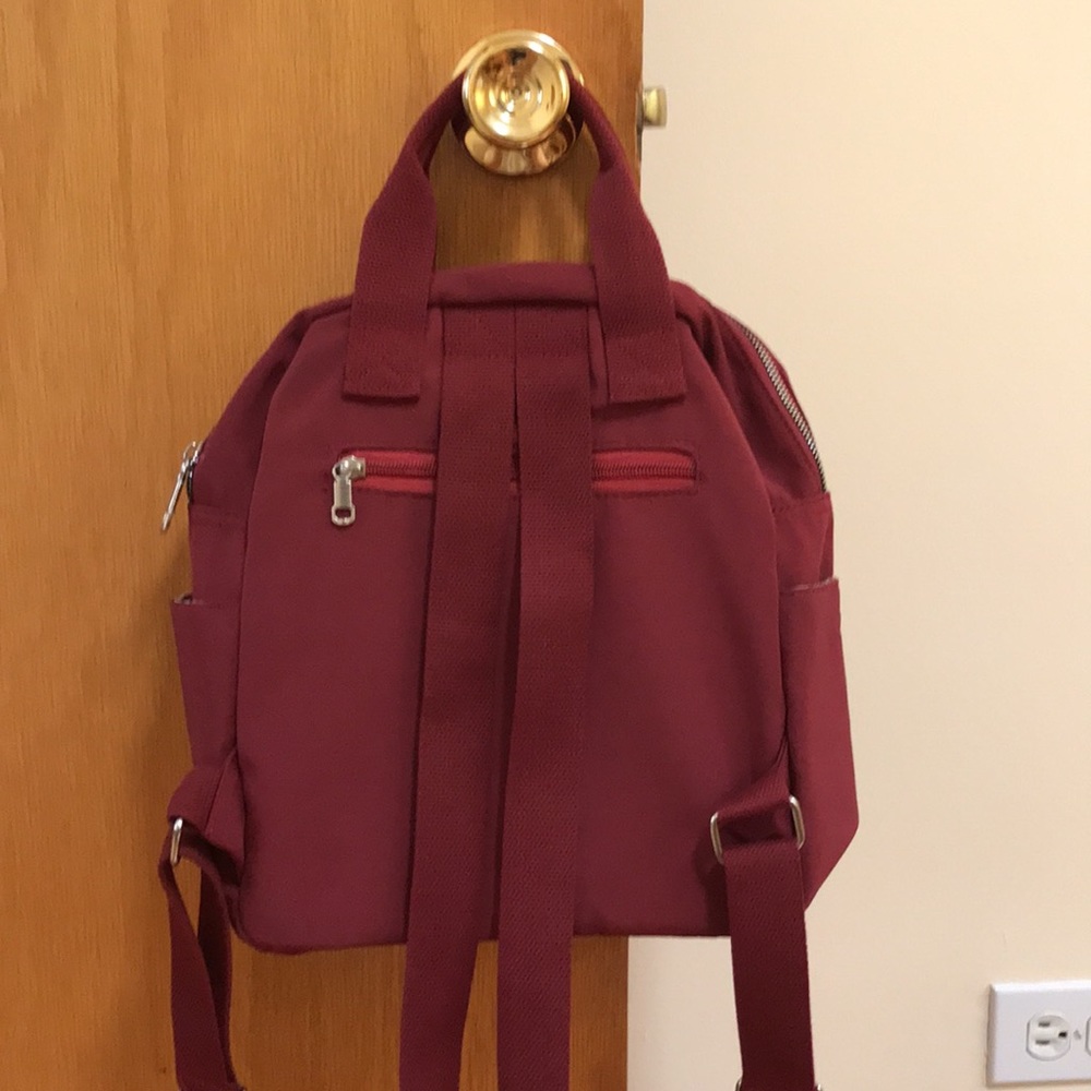 Backpack Purse ๐ - Picture 9 of 11